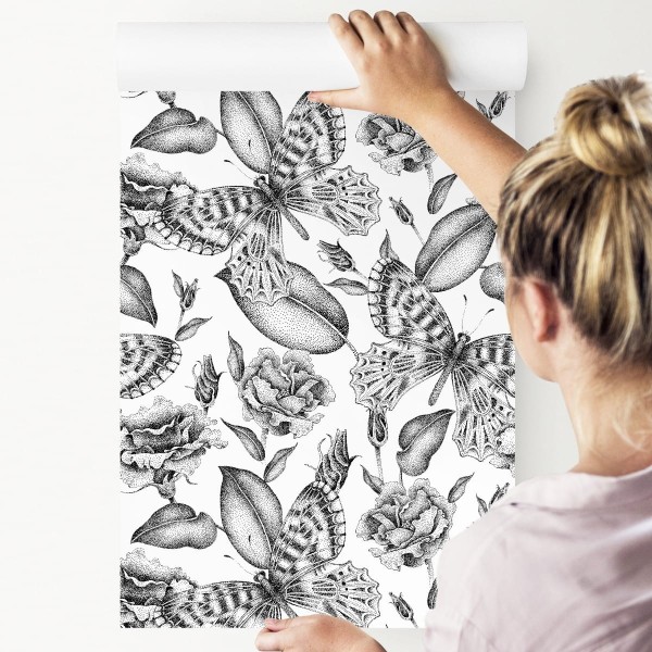 Tapeta Czarno-Białe Róże Z Motylami