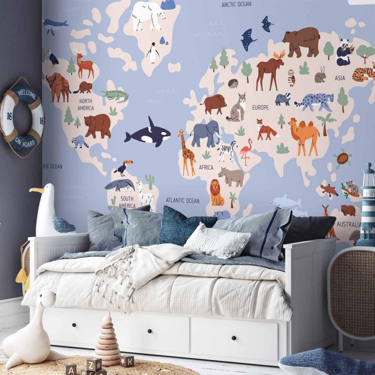 Fototapeta - Mapa świata z ilustracjami zwierząt