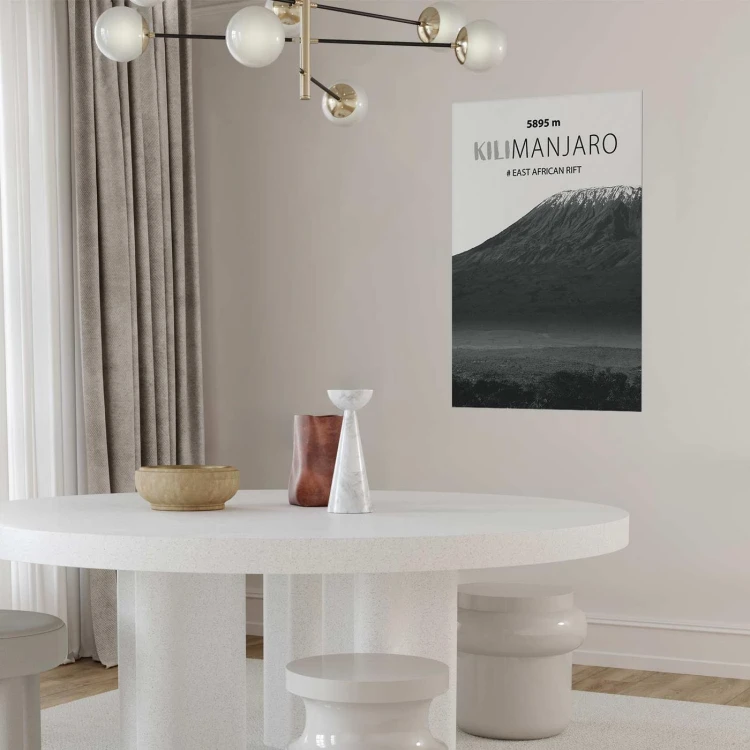 Plakat - Majestatyczny szczyt górski Kilimanjaro korona gór pejzaż górski