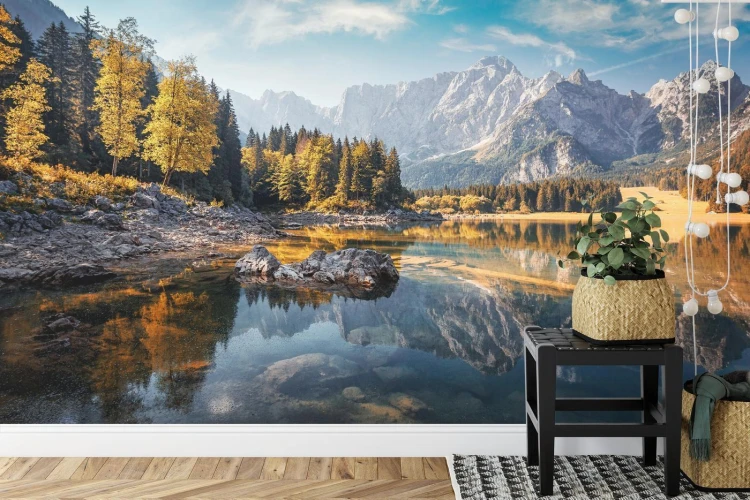 Fototapeta Awesome Sunny Landscape In The Forest. Wonderful Autumn Scenery. Picturesque View Of Nature Wild Lake. Sun Rays Through Colorful Trees. Incredible View On Fusine Lakeside. Amazing Natural Background