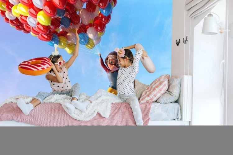 Fototapeta Chłopiec Z Balonami W Locie